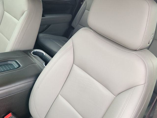 2022 Chevrolet Suburban Z71 White at Cook Ford
