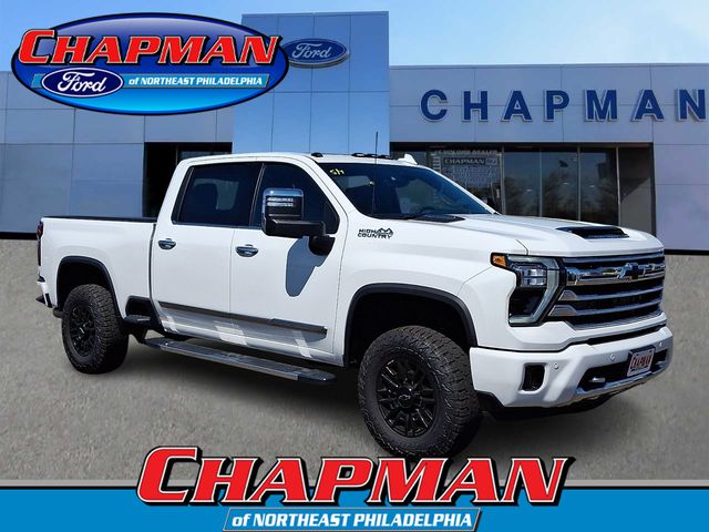 Summit White 2024 Chevrolet Silverado 3500HD Pickup Truck Four-Wheel Drive Automatic