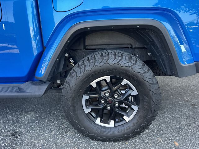 Used 2023 Blue Jeep Sport S image 10