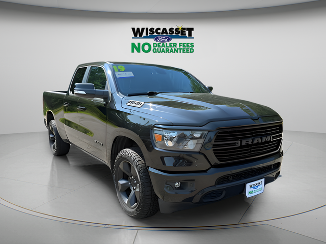 Diamond Black Crystal Pearlcoat 2019 RAM 1500 Pickup Truck Four-Wheel Drive 8-Speed Automatic