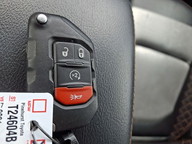 Used 2021 Jeep Wrangler SUV