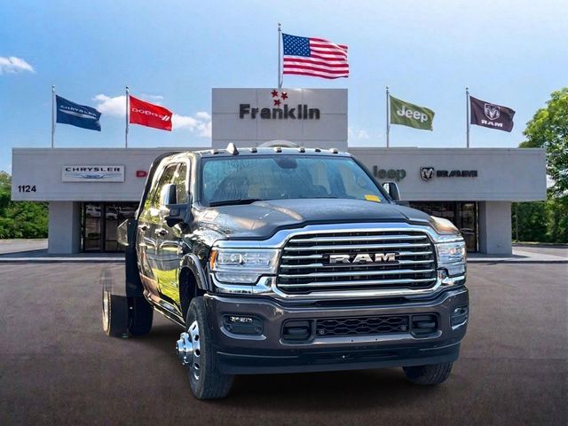 Diamond Black 2024 RAM 3500 Pickup Truck Four-Wheel Drive 6-Speed Automatic