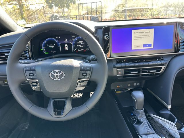 2025 Toyota Camry XSE 7