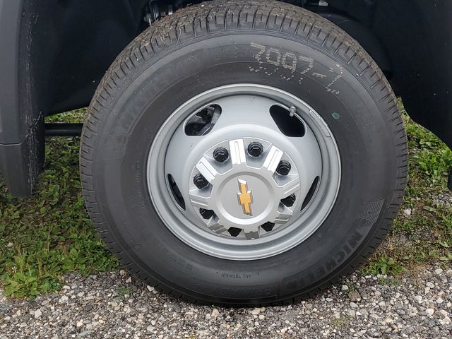 2026 Chevrolet Silverado 3500 Crew Cab 4WD Service Truck for sale #TF342929 - photo 36