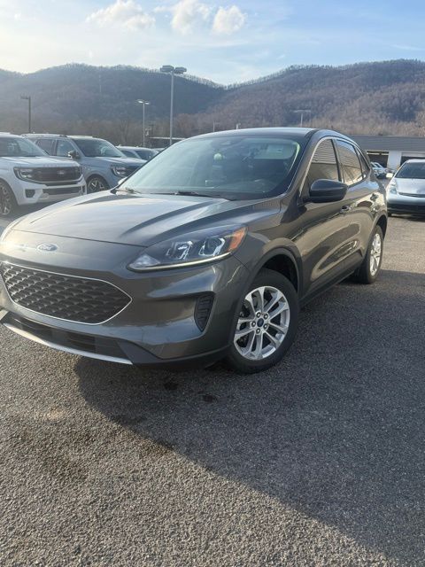 2020 Ford Escape SE FWD