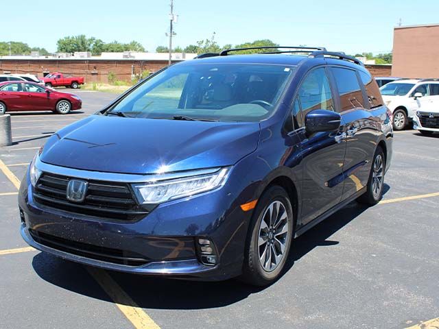 Used 2021 Obsidian Blue Pearl Honda EX-L image 2