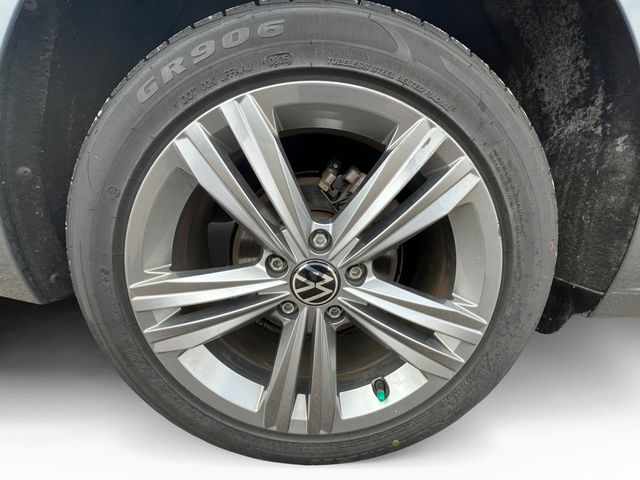 Used 2024  Volkswagen 1.5T SE image 15