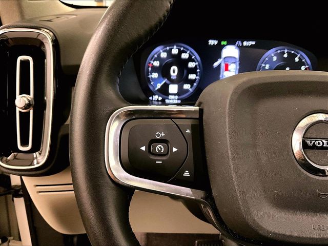 2021 Volvo XC40 T5 Inscription White at Sutliff Volkswagen