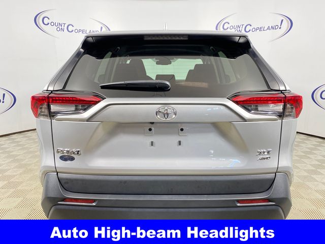 2024 Toyota RAV4 XLE photo