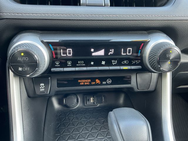 Used 2019 Gray Toyota LE image 17