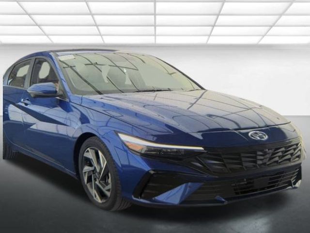 2024 Hyundai Elantra Limited FWD