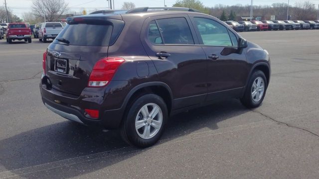 2022 Chevrolet Trax LT 8