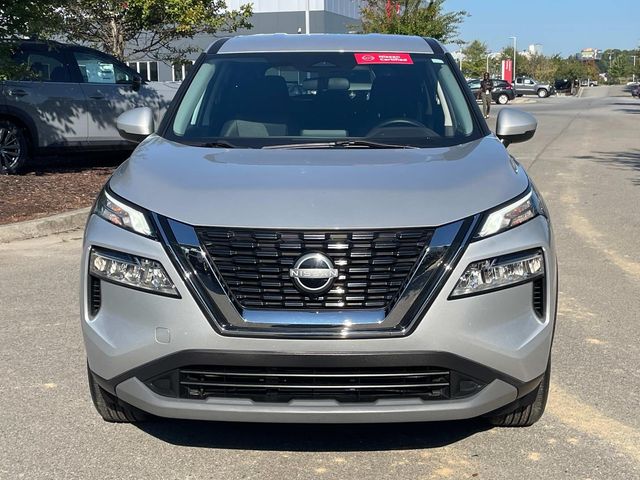 2023 Nissan Rogue SV 8