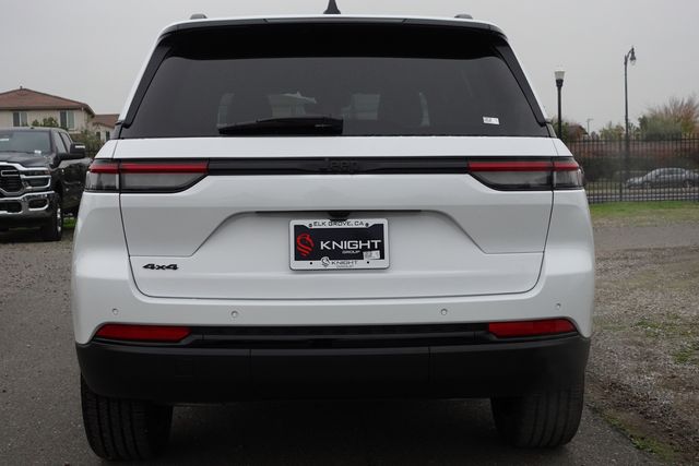 new 2025 Jeep Grand Cherokee car, priced at $37,275