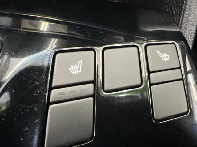 Used 2025 Kia Sportage SUV