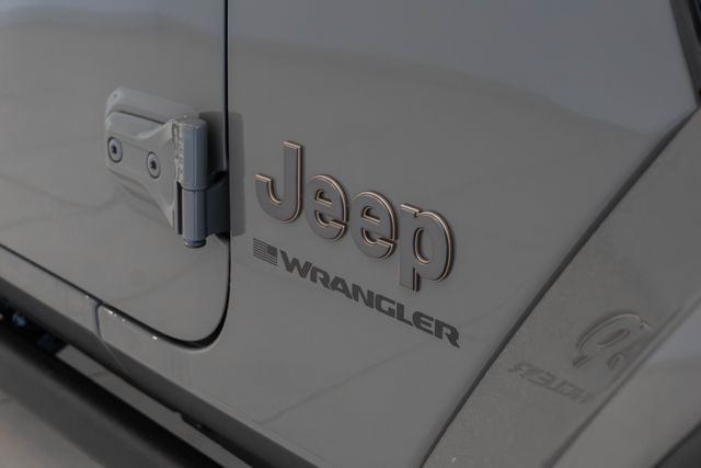 Used 2023 Jeep Wrangler SUV