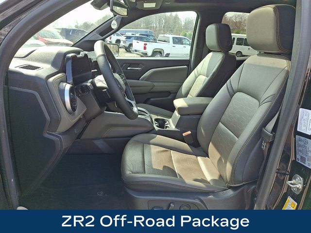 View vehicle photo 2