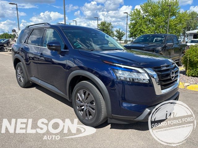 2022 Nissan Pathfinder SV 4WD