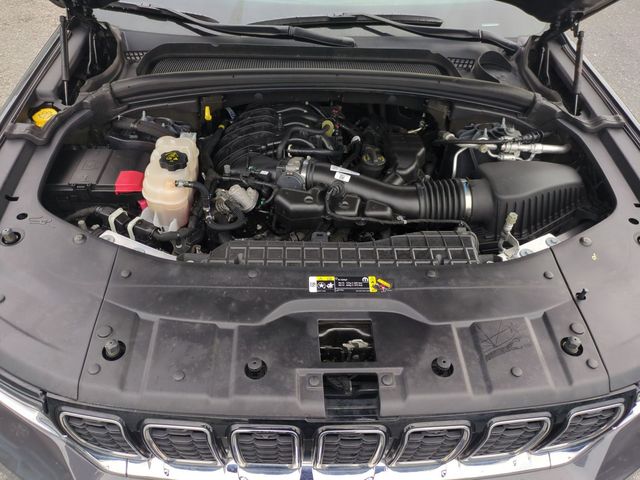 used 2023 Jeep Grand Cherokee car, priced at $28,990