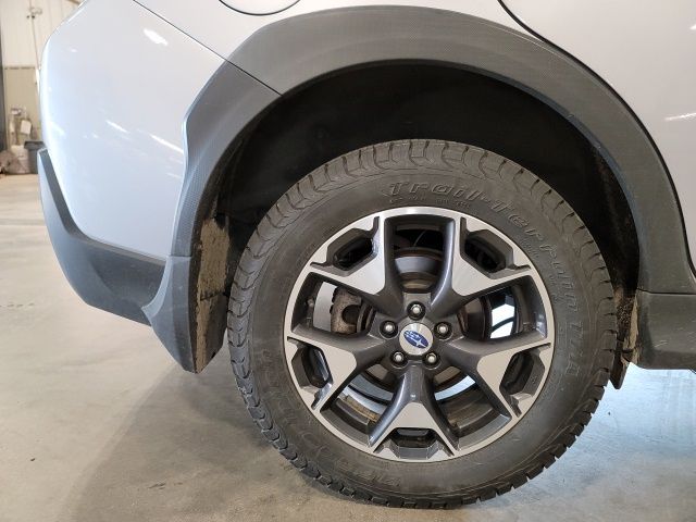 2018 Ice Silver Metallic Subaru Crosstrek 2.0i Premium AWD SUV