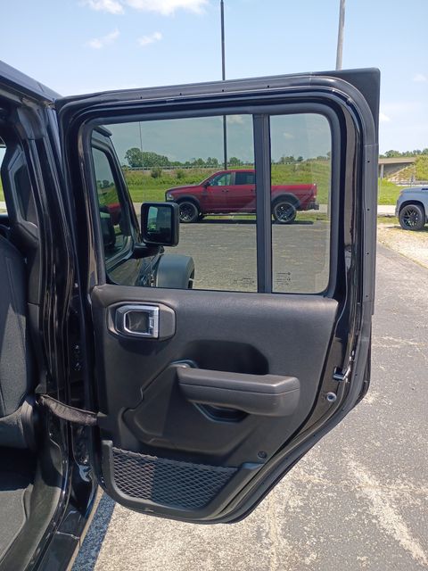 Used 2022 Jeep Wrangler SUV