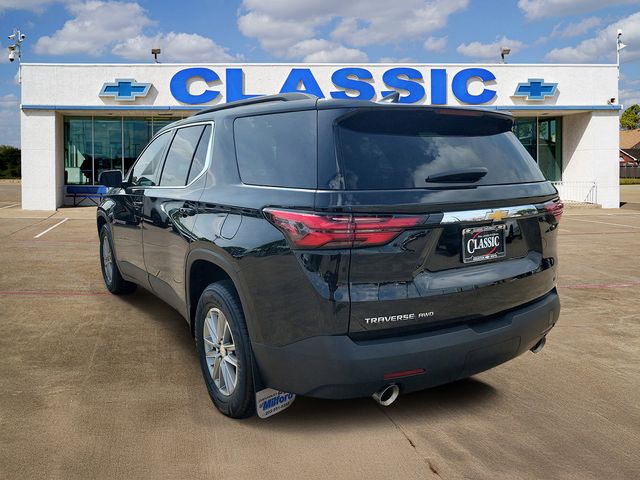 2023 Chevrolet Traverse LT - 4