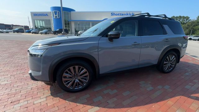 Used 2023 Nissan Pathfinder SUV