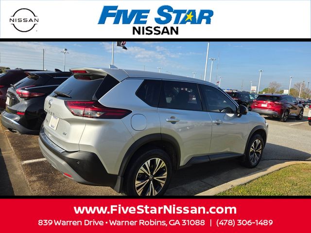 Used 2021 Silver Nissan SV image 13