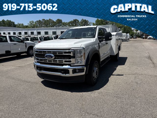 2026 Ford F-450 XL 4x4 SuperCab 168-In DRW's photo