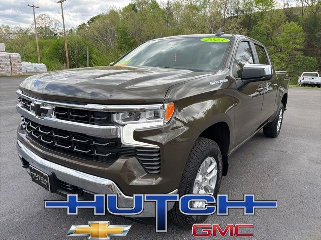 Harvest Bronze Metallic 2023 Chevrolet Silverado 1500 Pickup Truck Four-Wheel Drive 8-Speed Automatic