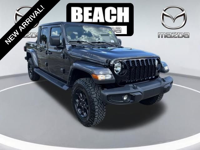 Gray (Granite Crystal Metallic Clearcoat) 2023 Jeep Gladiator Pickup Truck Four-Wheel Drive 8-Speed Automatic