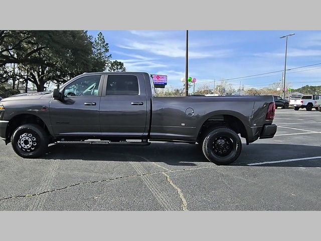 2026 Ram 3500 Laramie Crew Cab 4x4 8' Box
