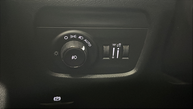 New 2026 Bright White Clearcoat Jeep Limited Reserve image 33
