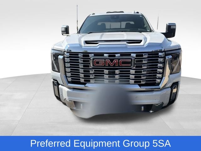 2024 GMC Sierra 3500HD Denali Crew Cab 4WD