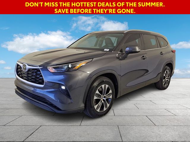 Used 2023 Toyota Highlander SUV
