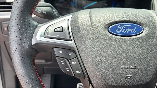 Used 2023 Silver Ford ST Line image 24