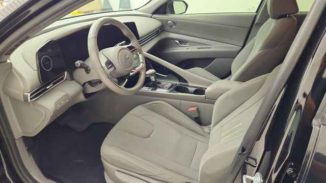 2023 Hyundai Elantra SEL Black at North Houston Mitsubishi