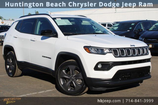 2022 Jeep Compass Latitude Lux 4WD