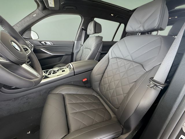 2026 BMW X7 40i - Photo 25