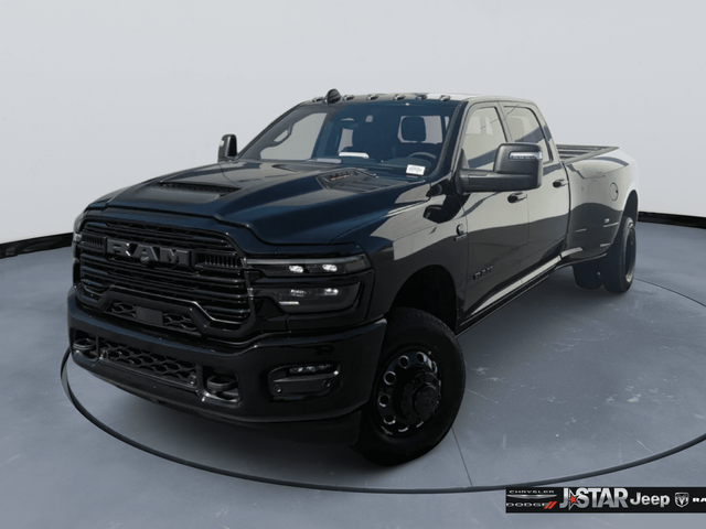 Diamond Black 2026 RAM 3500 Pickup Truck Four-Wheel Drive 8-Speed Automatic