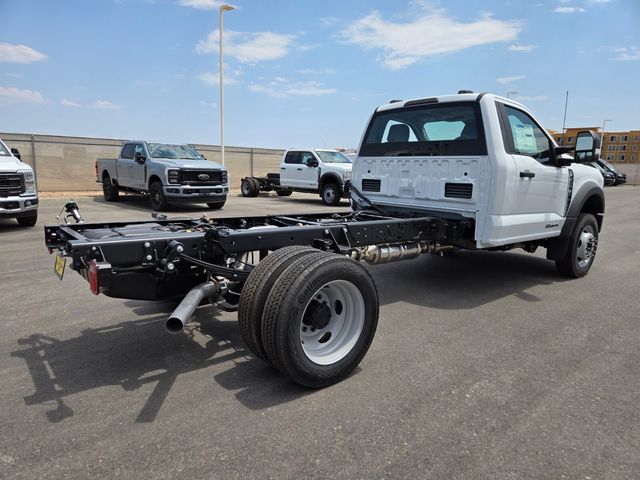 New 2025 Ford Super Duty F-450 Chassis Regular Cab (DRW) 169" Wheelbase XL