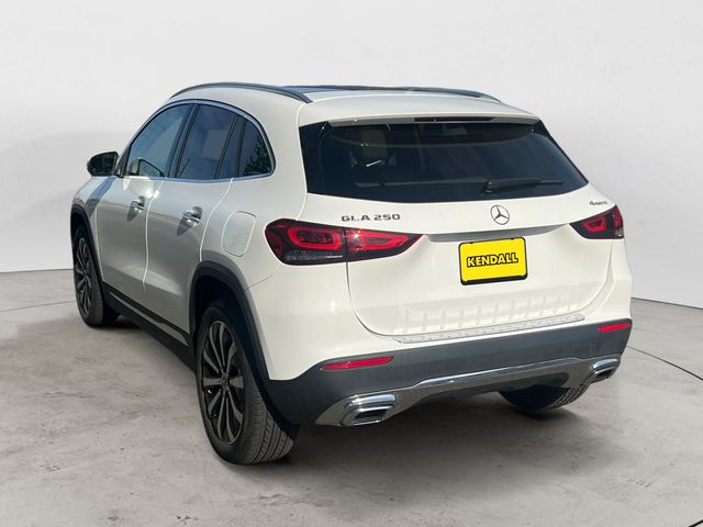 Used 2022 White Mercedes-Benz GLA 250 image 7