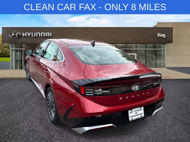 2025 Hyundai Sonata Hybrid