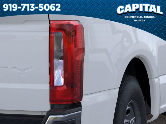 New 2026 White Ford XL image 23