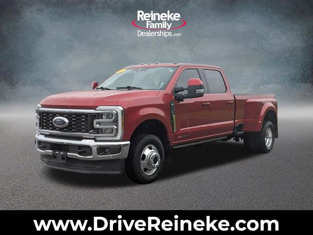 Red 2023 Ford F-350 Super Duty Lariat Crew Cab LB DRW 4WD Pickup Truck Four-Wheel Drive Automatic