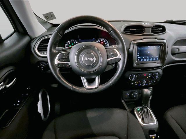 2021 Jeep Renegade Latitude Silver at South Hills Kia