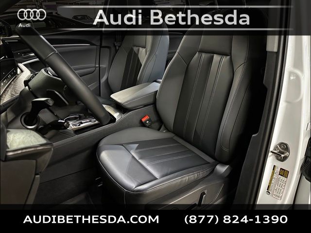 Used 2025 White Audi  image 27