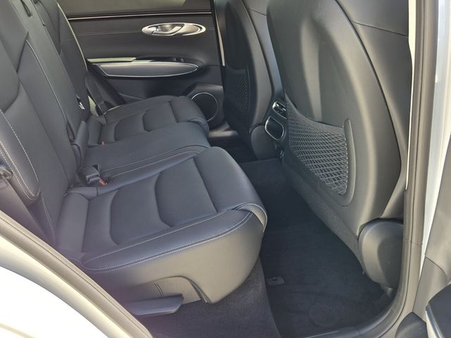 2024 Genesis Gv70 - $38,990