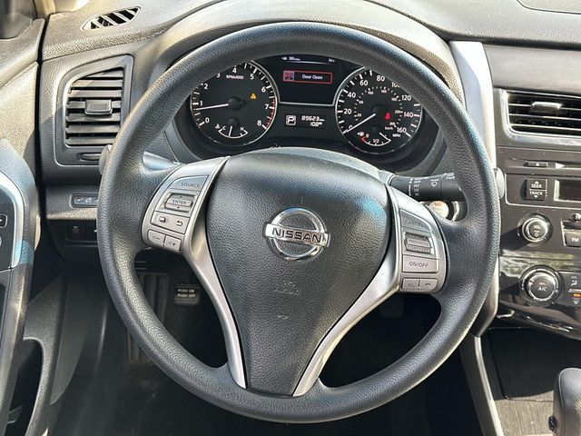 2013 Nissan Altima Sedan S - Photo 18