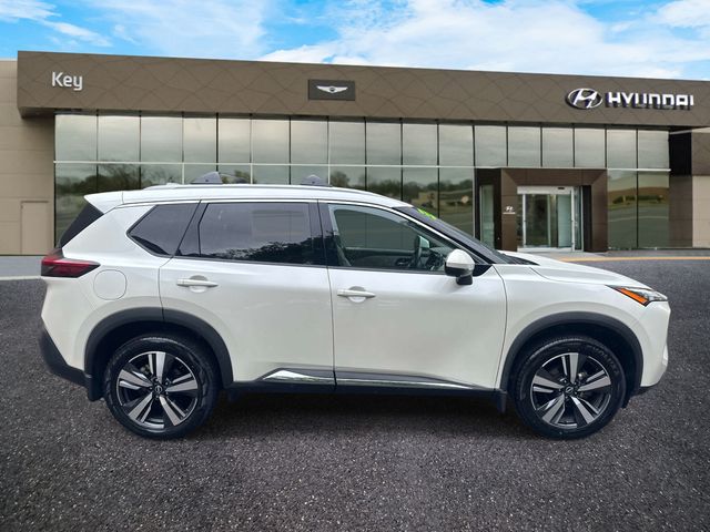 2023 Nissan Rogue - Image 5
